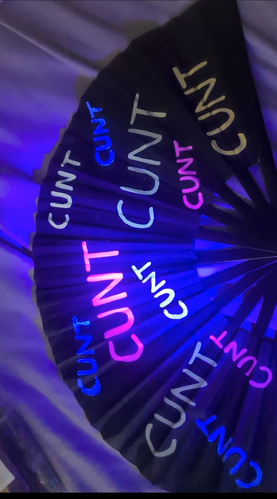 UV reactive CUNT fan