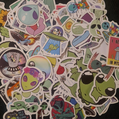 Alien Sticker Set – 10 High-Gloss Vinyl Stickers | FestEssential Treasures
